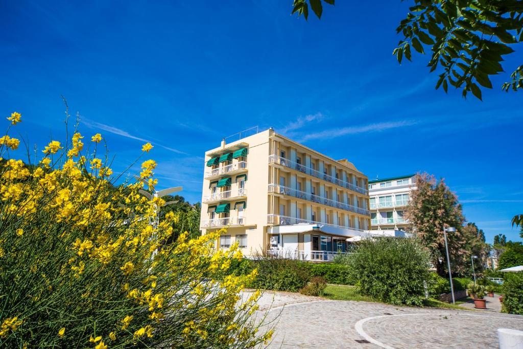 Hotel Adler