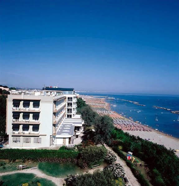 Adler Gabicce Mare
